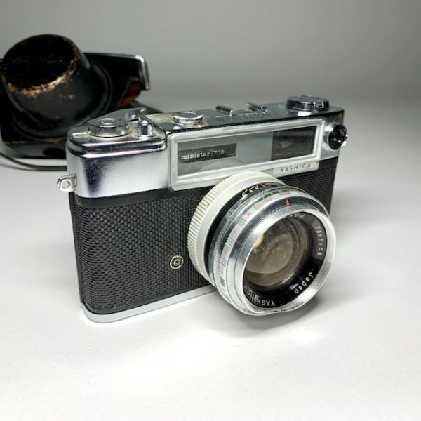 Kamera Yashica Yashinon MC 7040670 Retrolux antik